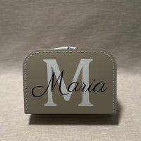 Koffertje beige met naam